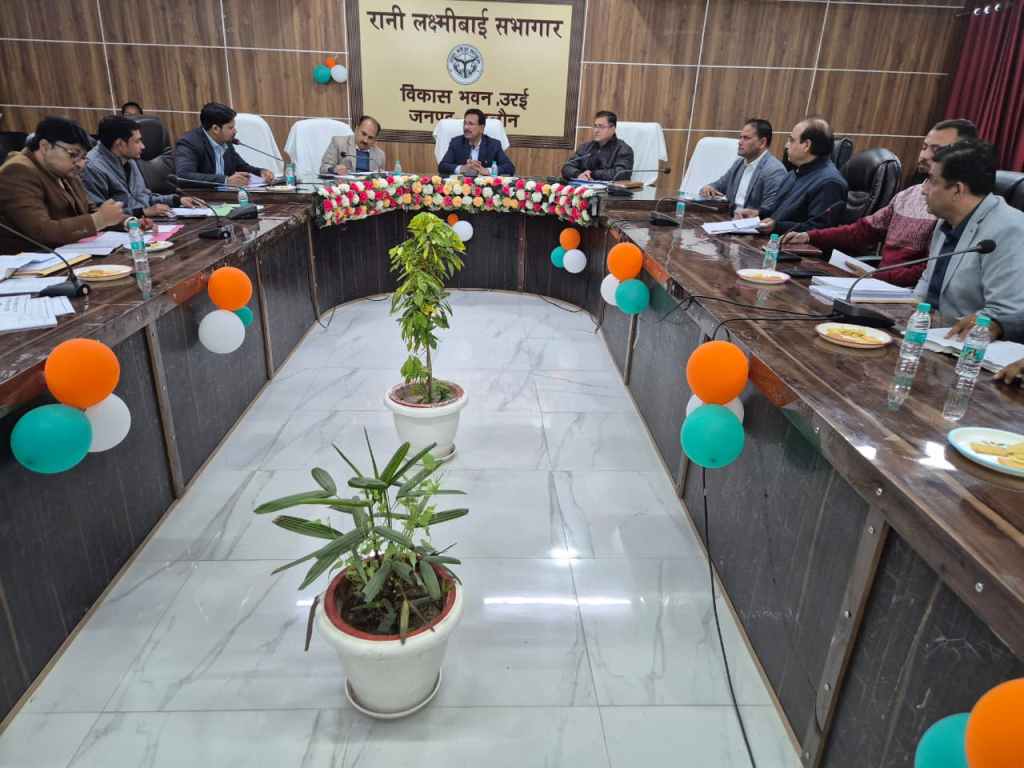 नहरों में ओवरफ्लो की घटनाओं पर जिलाधिकारी सख्त: दो अधिकारियों के निलंबन के लिए शासन को प्रस्ताव, लापरवाही बर्दाश्त&nbsp;नहीं