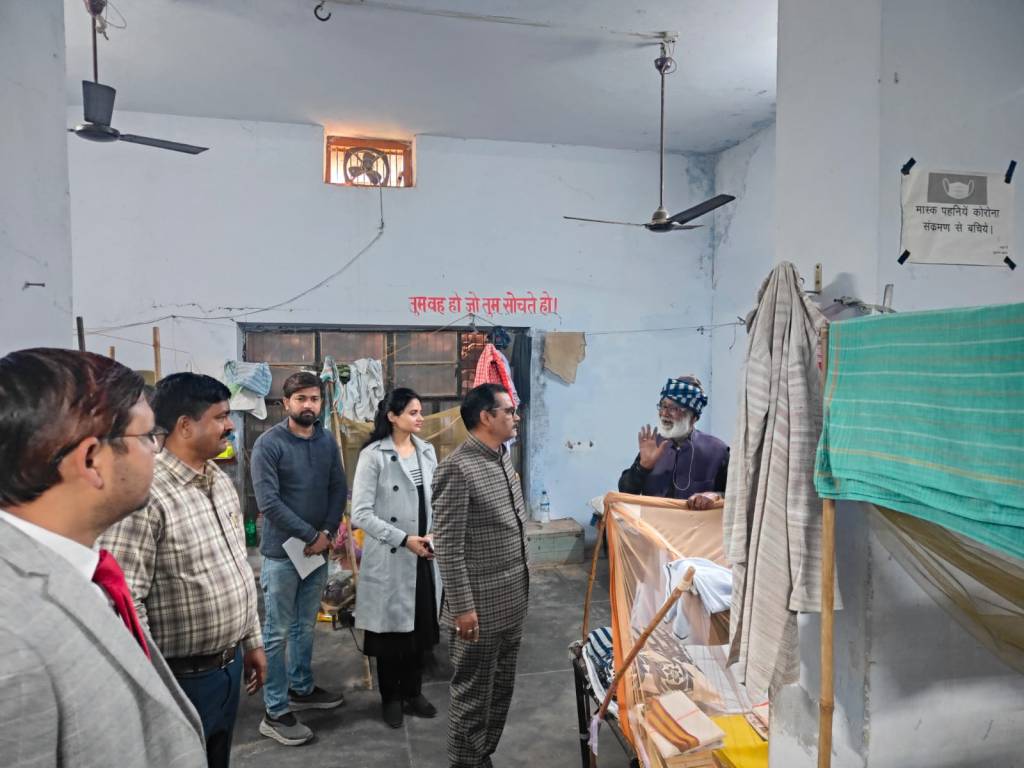 उरई में न्यायिक छापा: वृद्धाश्रम और आश्रय गृह की जांच में खुली व्यवस्था की&nbsp;पोल