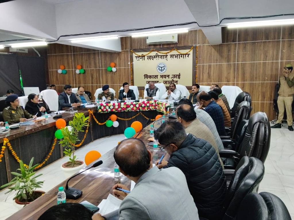 सड़क पर लापरवाही नहीं, अब सख्ती ही पहचान—उरई में सड़क सुरक्षा को लेकर गरजी संसद सदस्य&nbsp;समिति