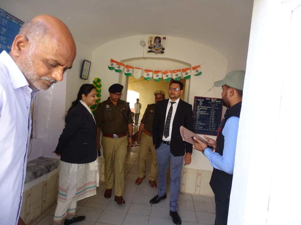 बंदियों के अधिकारों की सुरक्षा को लेकर न्यायिक टीम&nbsp;सक्रिय