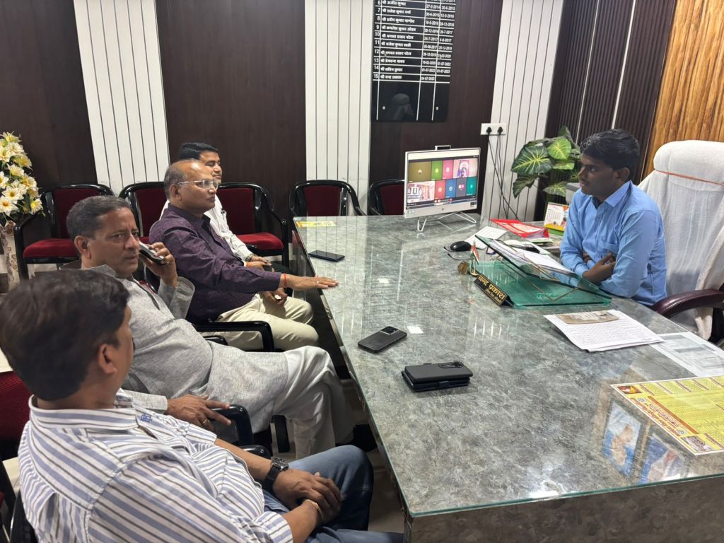 मान्यता से अधिक कक्षाएं चलाने वाले स्कूलों पर सख्ती, जालौन में 6 जांच टीमें&nbsp;गठित