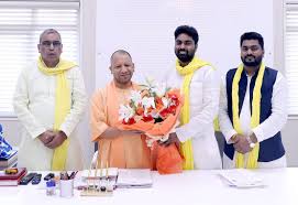 योगी पर अटकलों का अंत, चुनाव तक उन्हीं के हाथ रहेगी सत्ता की कमान 