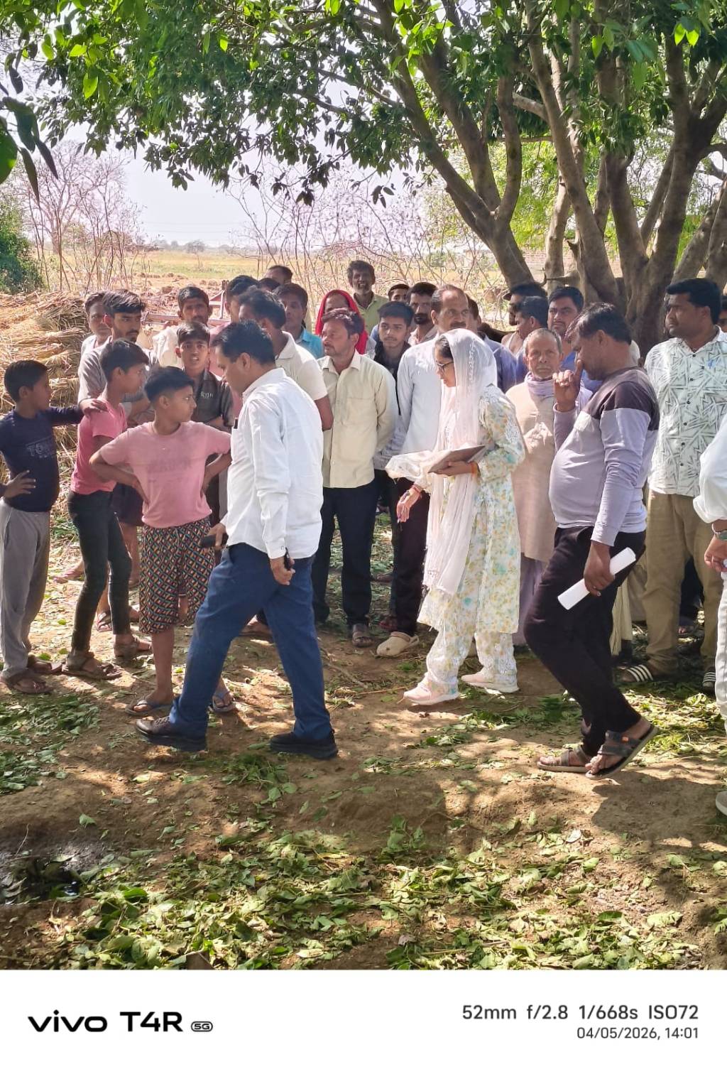 ओलावृष्टि पर प्रशासन सख्त: एडीएम ने गांव-गांव पहुंचकर किया नुकसान का जायजा