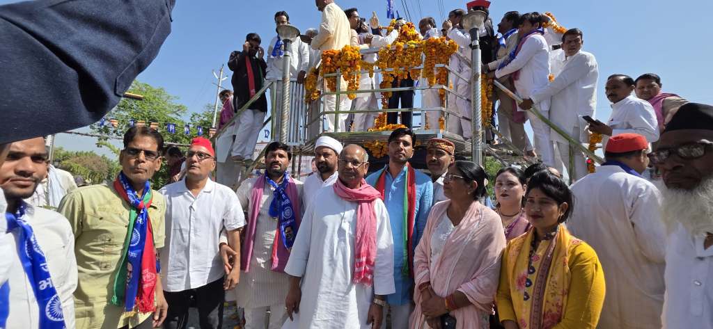 “बाबा साहब के विचारों से गूंजा जालौन: सपा कार्यकर्ताओं ने पूरे जिले में मनाई अंबेडकर&nbsp;जयंती”