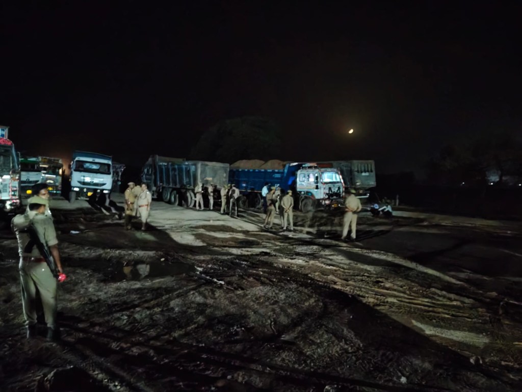 अवैध खनन पर डीएम की बड़ी कार्रवाई, अनीस गुलौली का पट्टा&nbsp;निरस्त