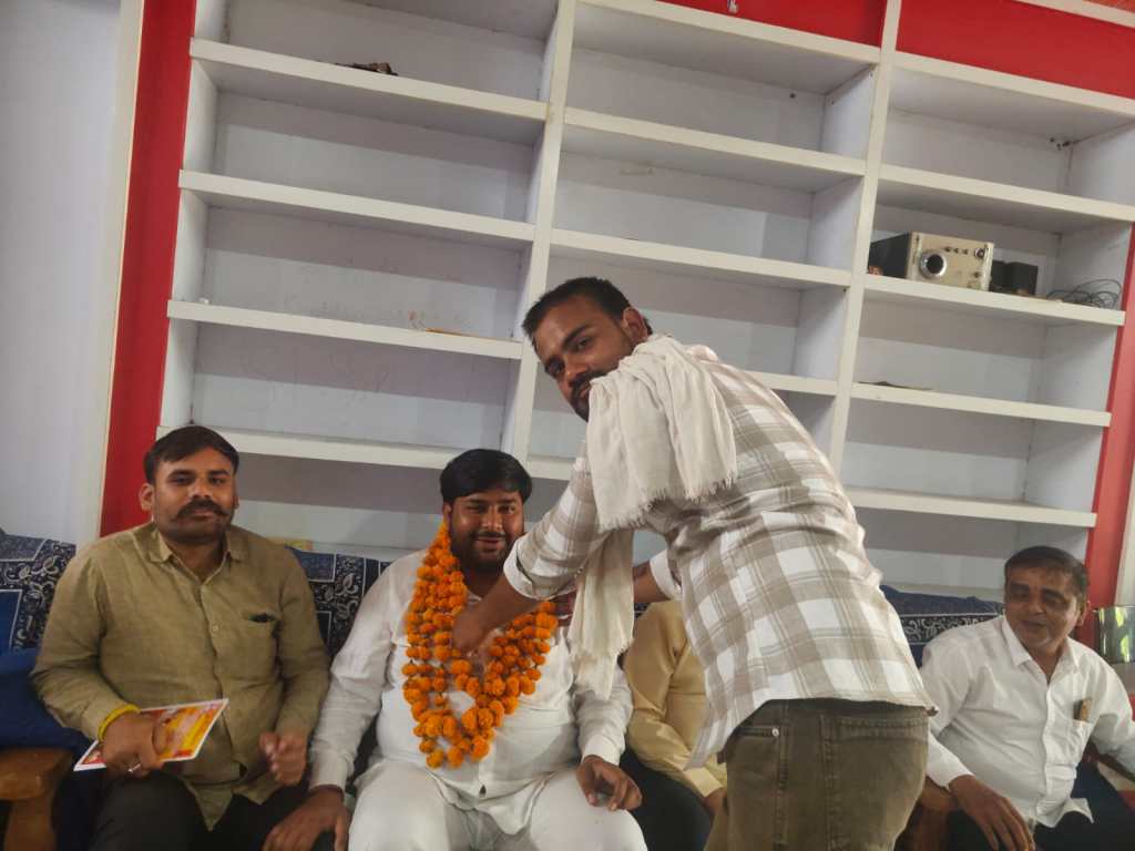 दोहरी उपलब्धि से चमके ऋतिक दुबे ‘शनि’, संयुक्त सचिव पद की शपथ के साथ बने राष्ट्रीय अधिकार मोर्चा के&nbsp;जिलाध्यक्ष