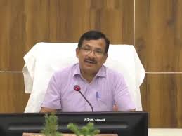 कौंच मंडी में अवैध वसूली पर डीएम का बड़ा एक्शन, वाटर मैन निलंबित