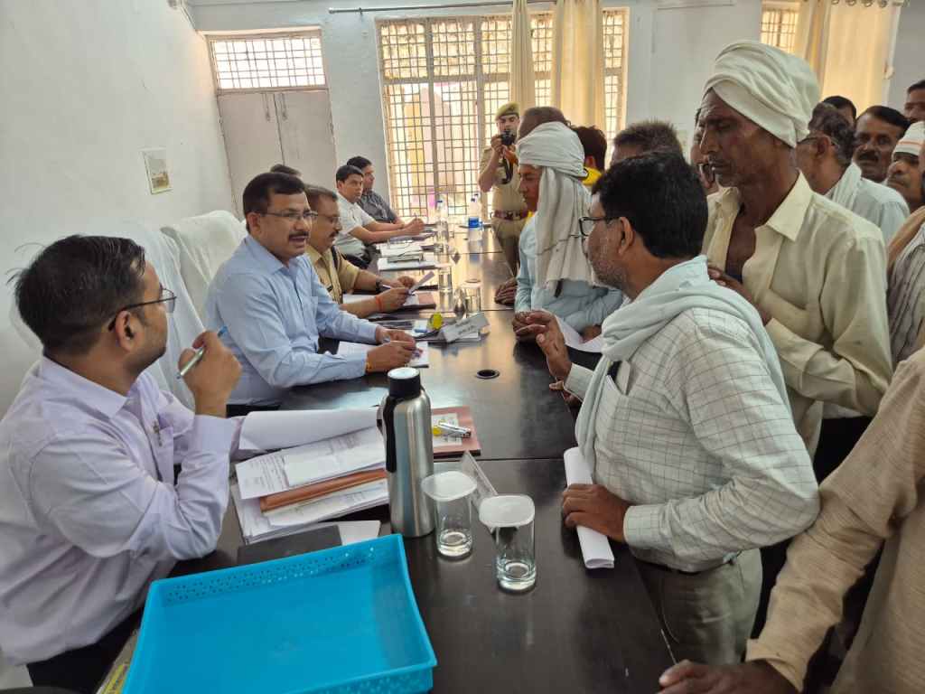 सम्पूर्ण समाधान दिवस में आईं 116 शिकायतें, 34 का मौके पर&nbsp;निस्तारण