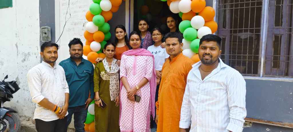 जालौन में पहली महिला युवा अधिकारी बनीं सोनिका चंद्रा, संभाला माय भारत का कार्यभार