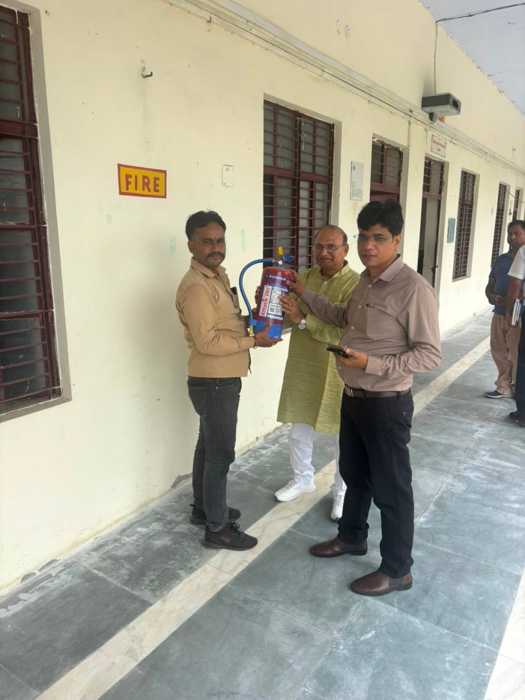 बीएसए ने ब्रज कुँवर देवी एल्ड्रिच पब्लिक स्कूल का किया निरीक्षण, शिक्षण गुणवत्ता और सुरक्षा व्यवस्थाओं की सराहना
