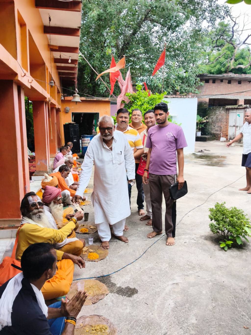भक्ति और श्रद्धा के साथ संपन्न हुई श्रीमद्भागवत कथा, गुरुपूर्णिमा पर विशाल भंडारे में उमड़े श्रद्धालु