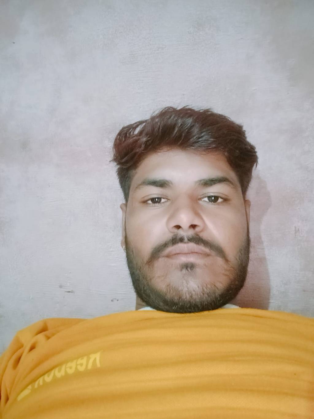जहटौली के पास खड़े डंपर में घुसी वैन, चालक की दर्दनाक मौत; हादसे के बाद डंपर लेकर भागे&nbsp;लोग